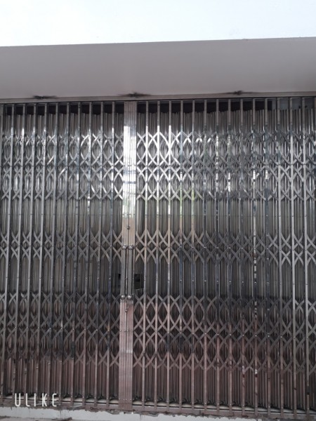 CỬA XẾP INOX 06
