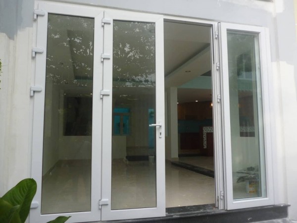 cửa nhôm kính 08
