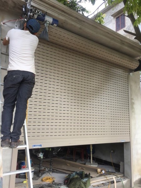 Cửa cuốn 10